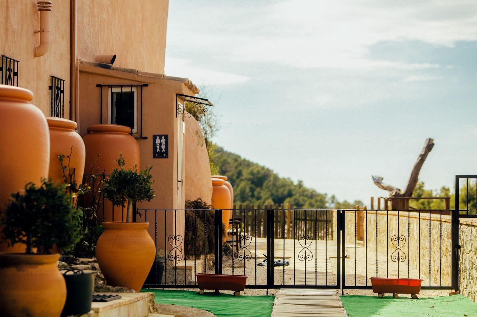 5 bedroom Finca/Country House for sale in Torremanzanas with pool garage - € 895,000 (Ref: 8691795)