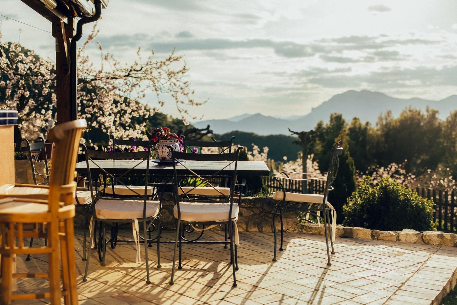 5 bedroom Finca/Country House for sale in Torremanzanas with pool garage - € 895,000 (Ref: 8691795)