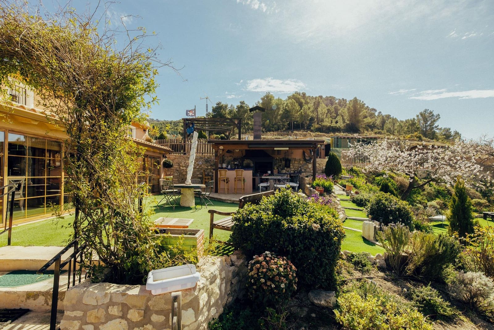 5 bedroom Finca/Country House for sale in Torremanzanas with pool garage - € 895,000 (Ref: 8691795)