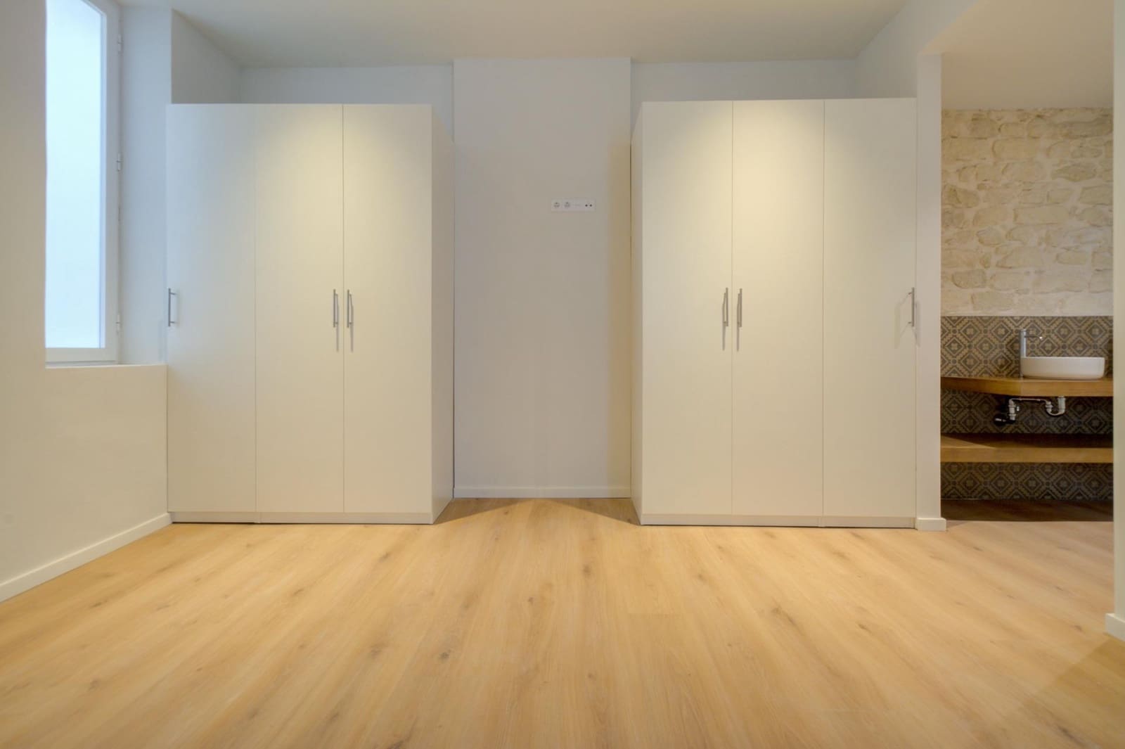 2 bedroom Flat for rent in Alicante / Alacant city - € 1,800 (Ref: 8836536)