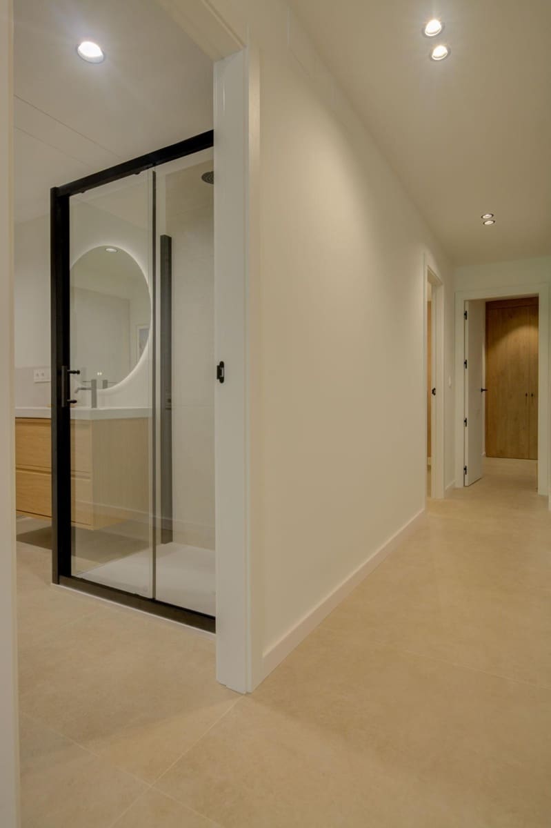 2 sovrum Lägenhet att hyra i Alicante stad - 1 850 € (Ref: 8988444)