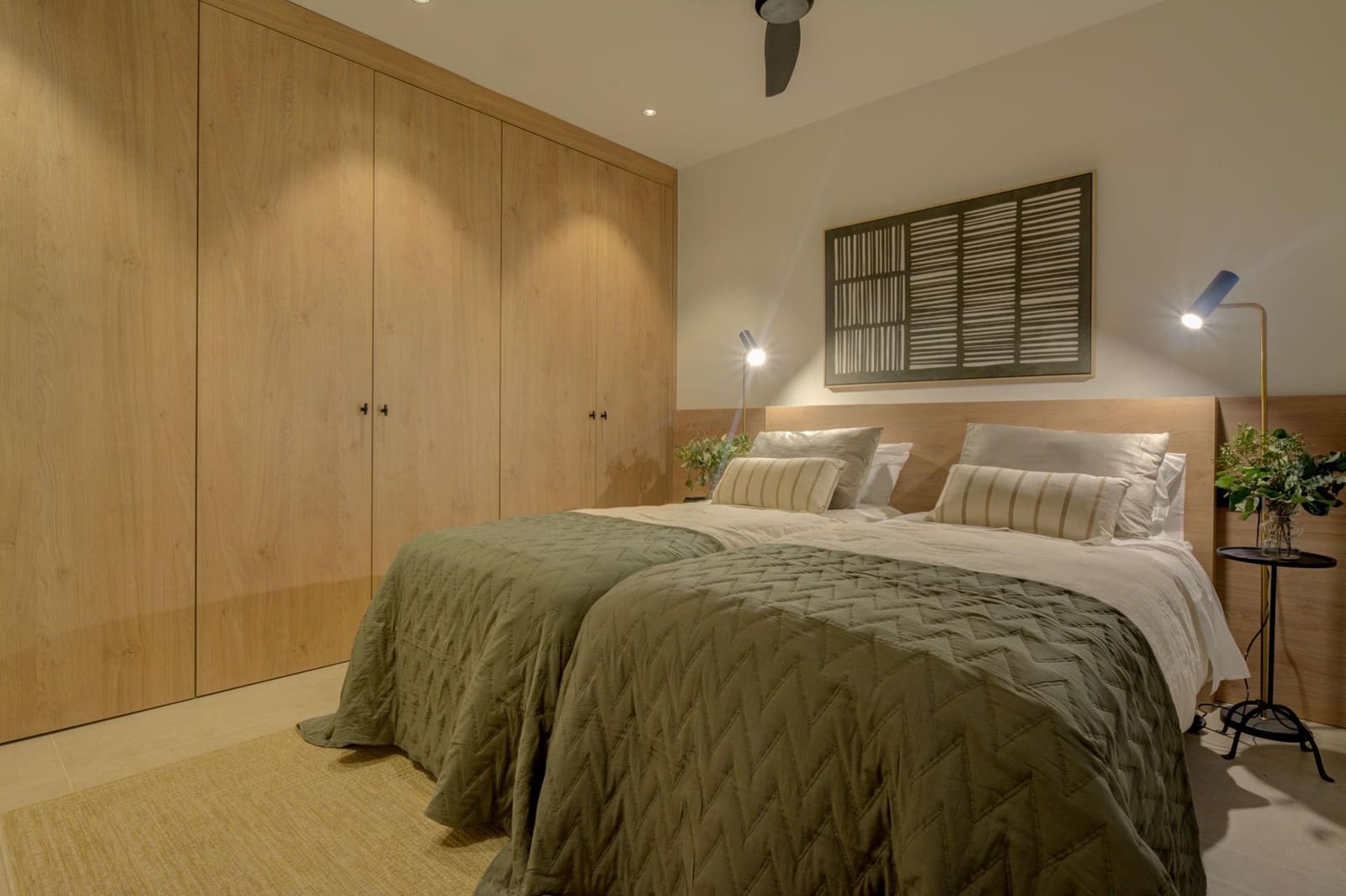 2 sovrum Lägenhet att hyra i Alicante stad - 1 850 € (Ref: 8988444)