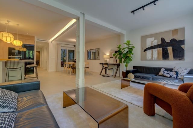 2 bedroom Flat for rent in Casco Antiguo - Sant Cruz - Ayuntamiento, Alicante / Alacant city - € 1,850 (Ref: 8988444)