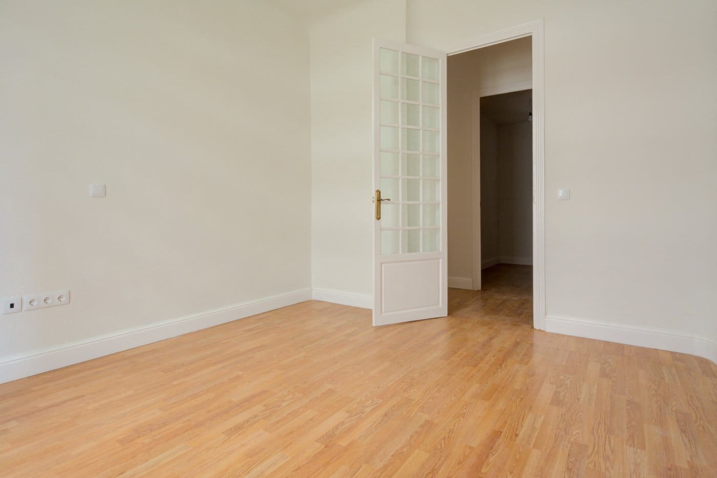 6 sovrum Kontor att hyra i Alicante stad - 1 350 € (Ref: 9132270)