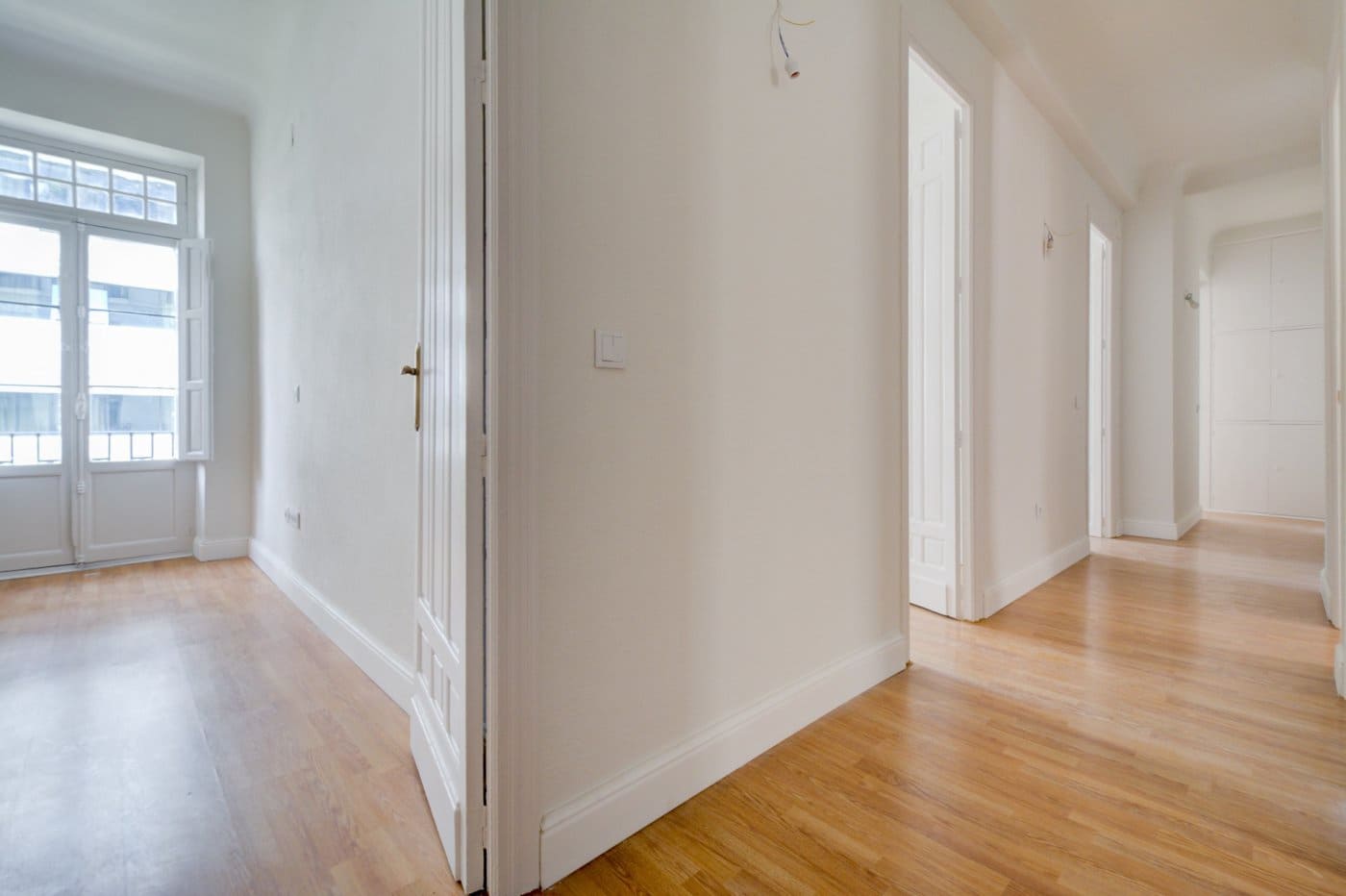 6 sovrum Kontor att hyra i Alicante stad - 1 350 € (Ref: 9132270)