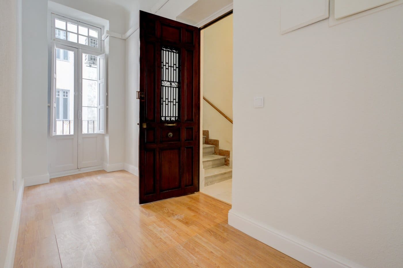 6 sovrum Kontor att hyra i Alicante stad - 1 350 € (Ref: 9132270)