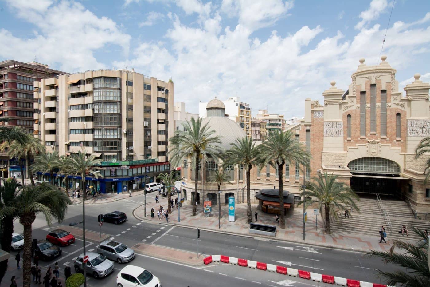6 sovrum Kontor att hyra i Alicante stad - 1 350 € (Ref: 9132270)