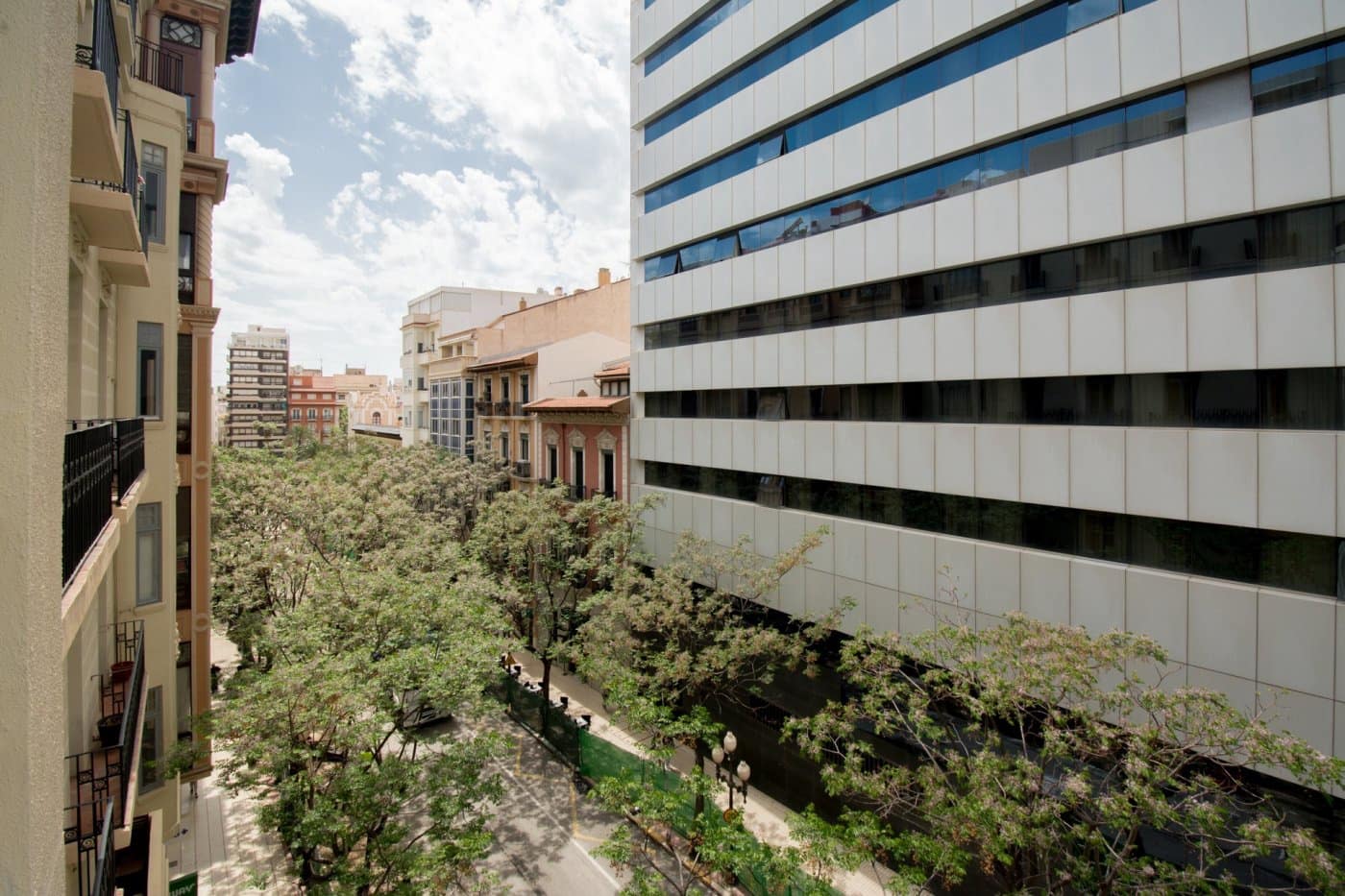 6 sovrum Kontor att hyra i Alicante stad - 1 350 € (Ref: 9132270)