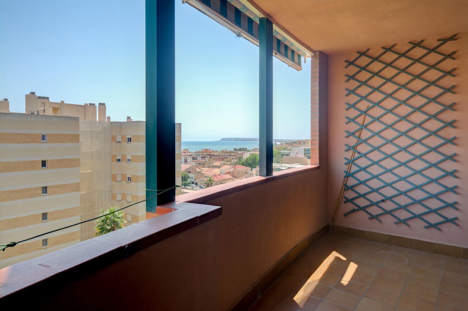 4 sypialnia Mieszkanie do wynajęcia w Miasto Alicante / Alacant z basenem garażem - 1 200 € (Ref: 9163672)