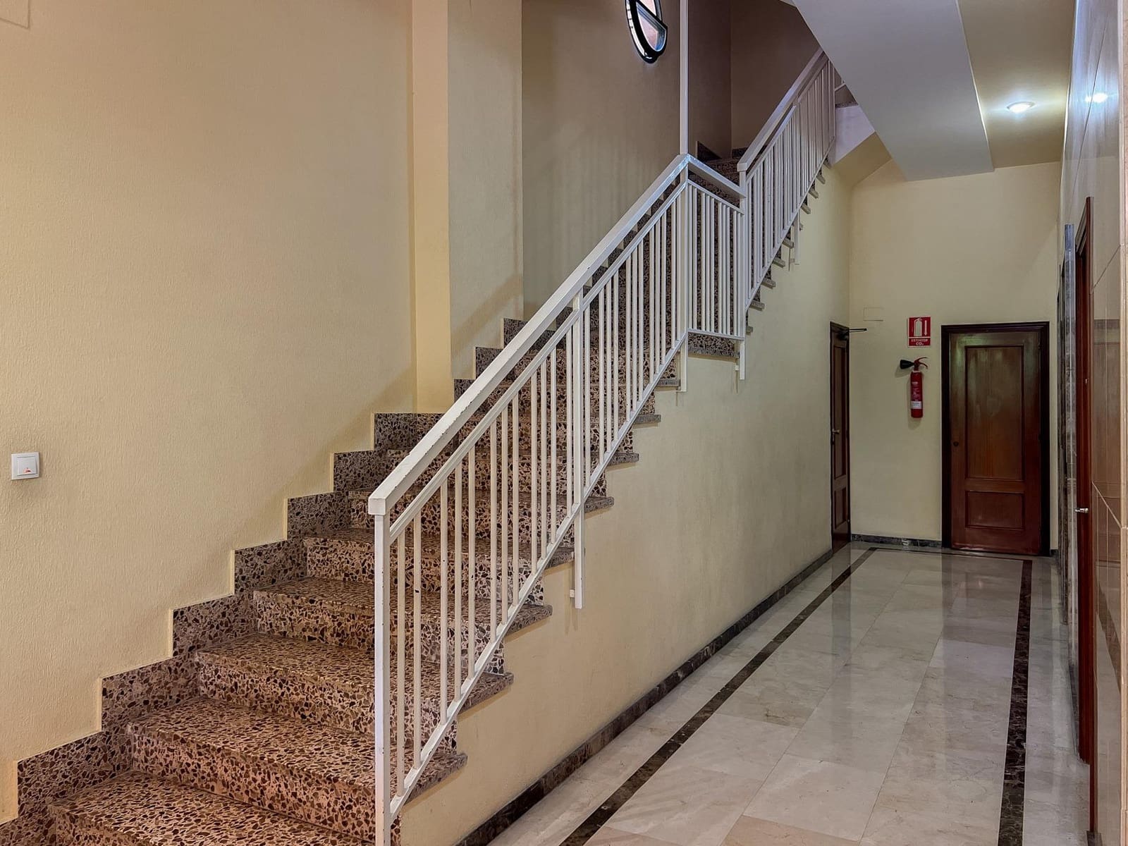 4 sypialnia Mieszkanie do wynajęcia w Miasto Alicante / Alacant z basenem garażem - 1 200 € (Ref: 9163672)