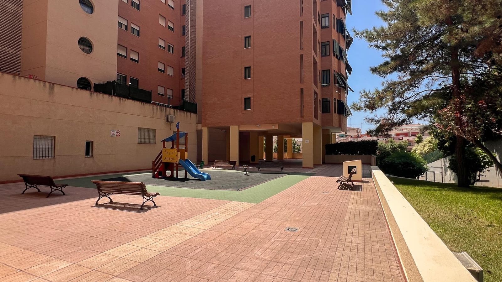 4 sypialnia Mieszkanie do wynajęcia w Miasto Alicante / Alacant z basenem garażem - 1 200 € (Ref: 9163672)