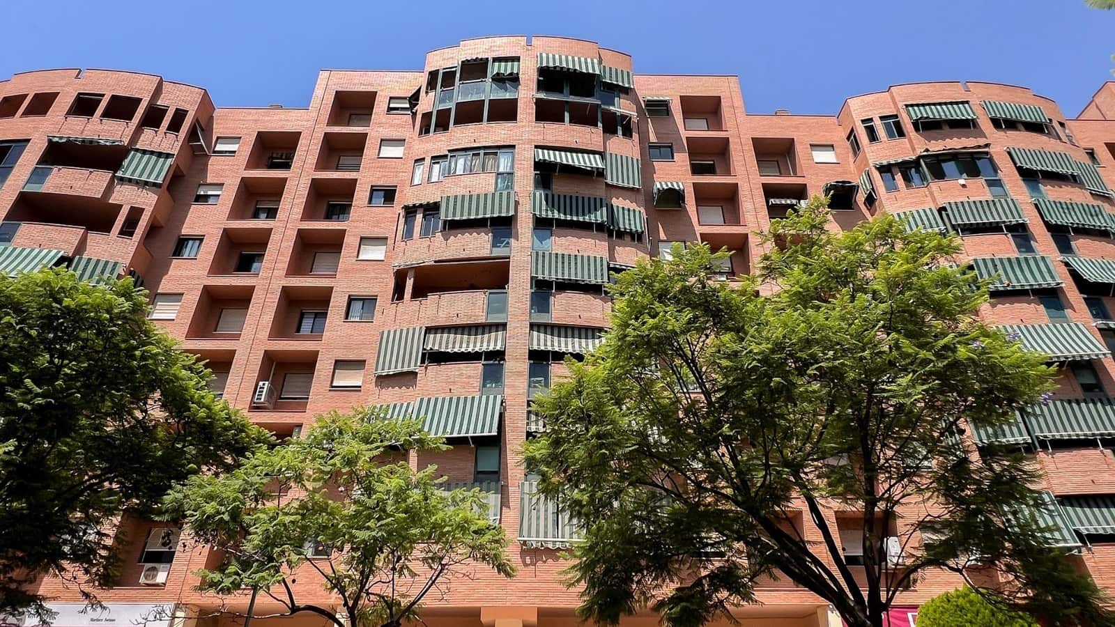 4 sypialnia Mieszkanie do wynajęcia w Miasto Alicante / Alacant z basenem garażem - 1 200 € (Ref: 9163672)