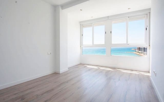 Appartement de 2 chambres à louer à Casco Antiguo - Sant Cruz - Ayuntamiento, Alicante ville - 1 400 € (Ref: 9188387)