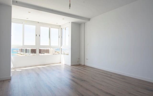 Appartement de 2 chambres à louer à Casco Antiguo - Sant Cruz - Ayuntamiento, Alicante ville - 1 400 € (Ref: 9188387)