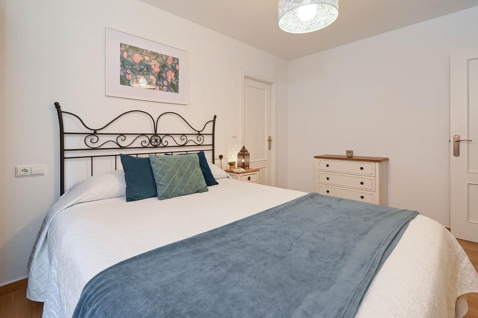 3 soveværelse Lejlighed til leje i Alicante by med swimmingpool garage - € 1.400 (Ref: 9326433)