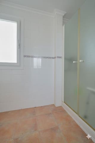 4 quarto Penthouse para venda em Mercado, Alicante cidade com garagem - 829 000 € (Ref: 9355801)