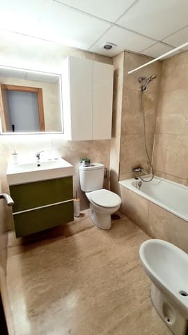 4 bedroom Flat for sale in San Vicente / Sant Vicent del Raspeig with garage - € 285,000 (Ref: 9375283)