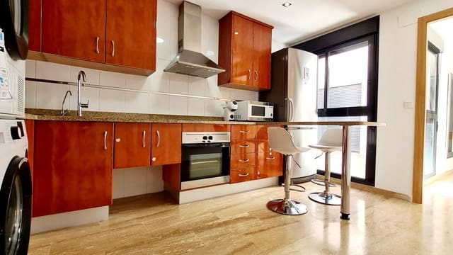 4 bedroom Flat for sale in San Vicente / Sant Vicent del Raspeig with garage - € 285,000 (Ref: 9375283)