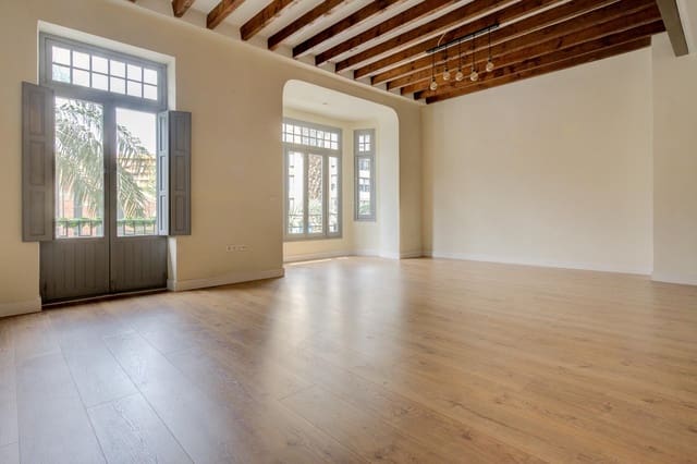 2 bedroom Flat for rent in Barrio del Centro, Alicante / Alacant city - € 1,600 (Ref: 9419671)