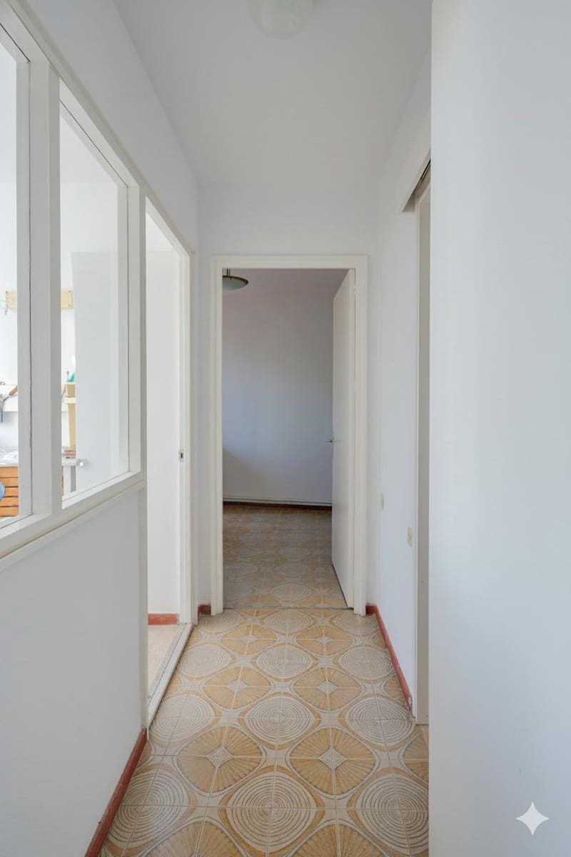 4 bedroom Penthouse for sale in Alicante / Alacant city with garage - € 829,000 (Ref: 9419672)