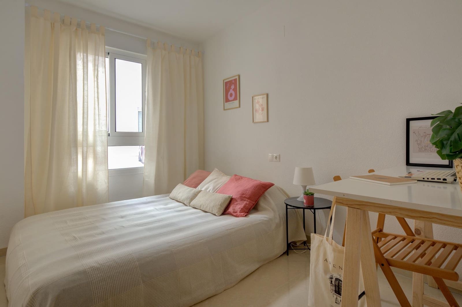 3 bedroom Flat for sale in Alicante / Alacant city with garage - € 379,000 (Ref: 9472946)