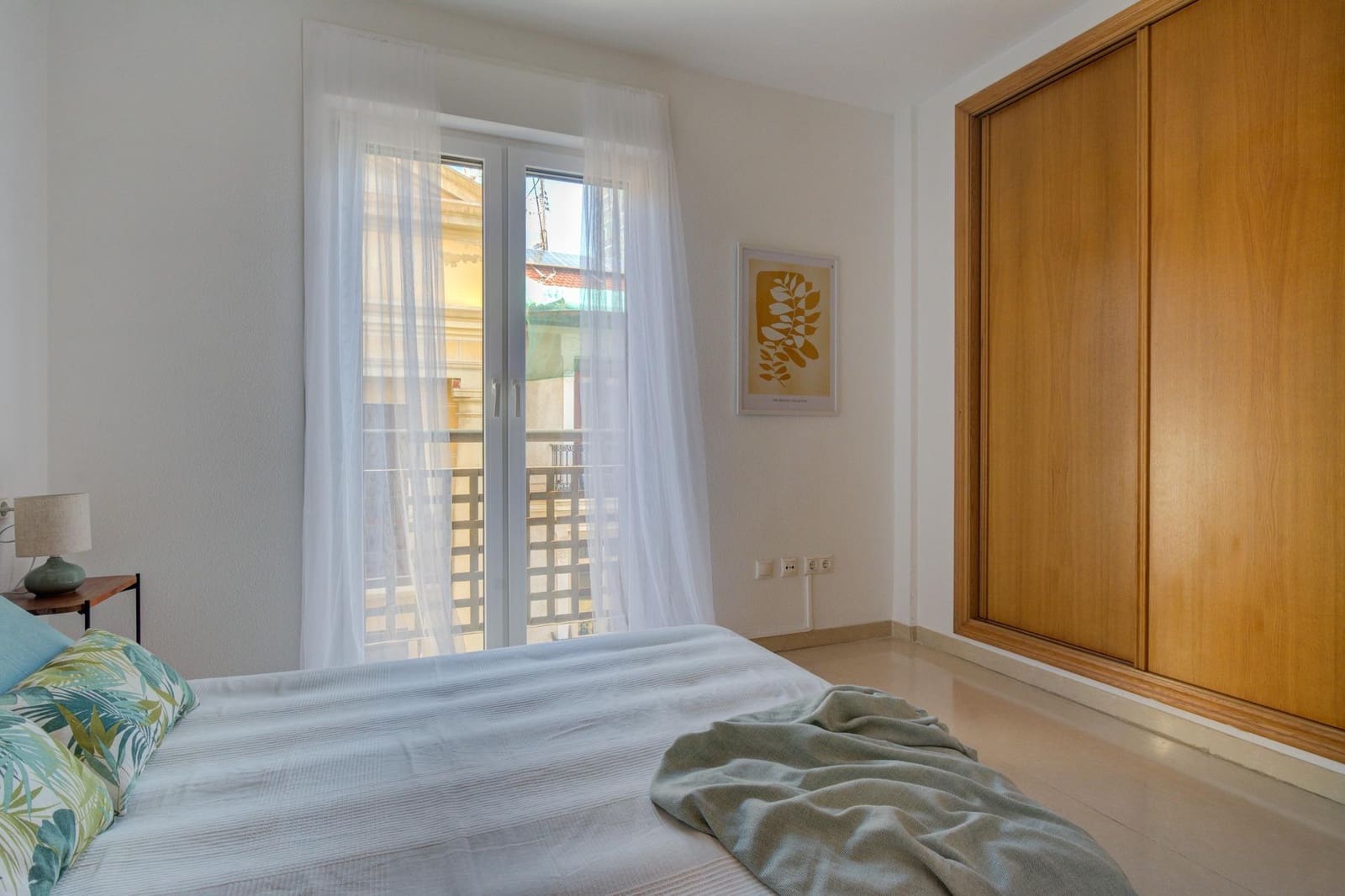 3 bedroom Flat for sale in Alicante / Alacant city with garage - € 379,000 (Ref: 9472946)