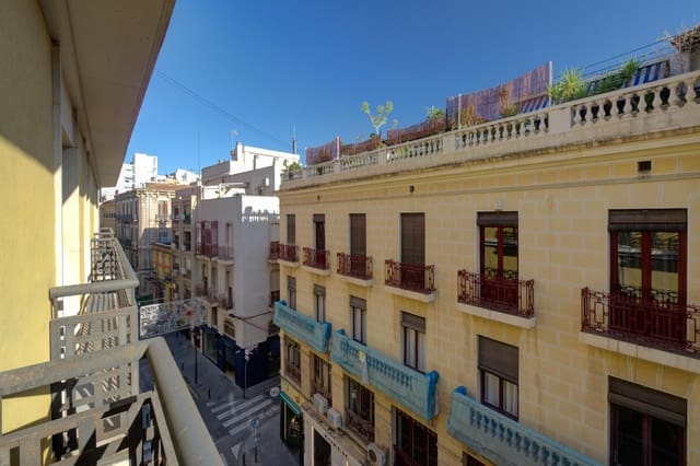3 quarto Apartamento para venda em Barrio del Centro, Alicante cidade com garagem - 379 000 € (Ref: 9472946)