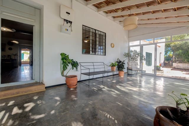 4 Zimmer Villa zu verkaufen in Jubalcoy / Jubalcoi, Elche / Elx - 549.000 € (Ref: 9596086)