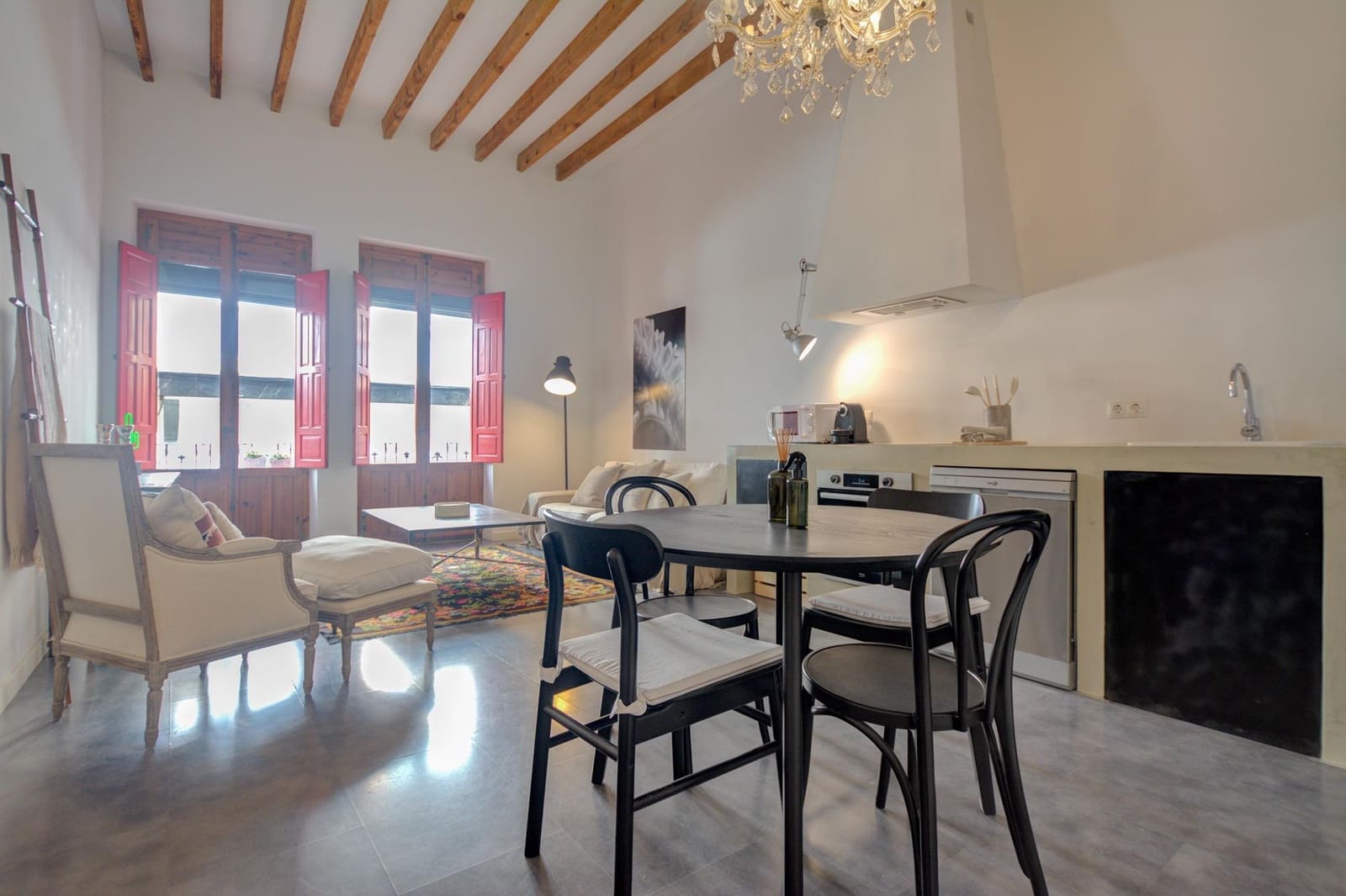 2 bedroom Flat for rent in Alicante / Alacant city - € 1,300 (Ref: 9677438)