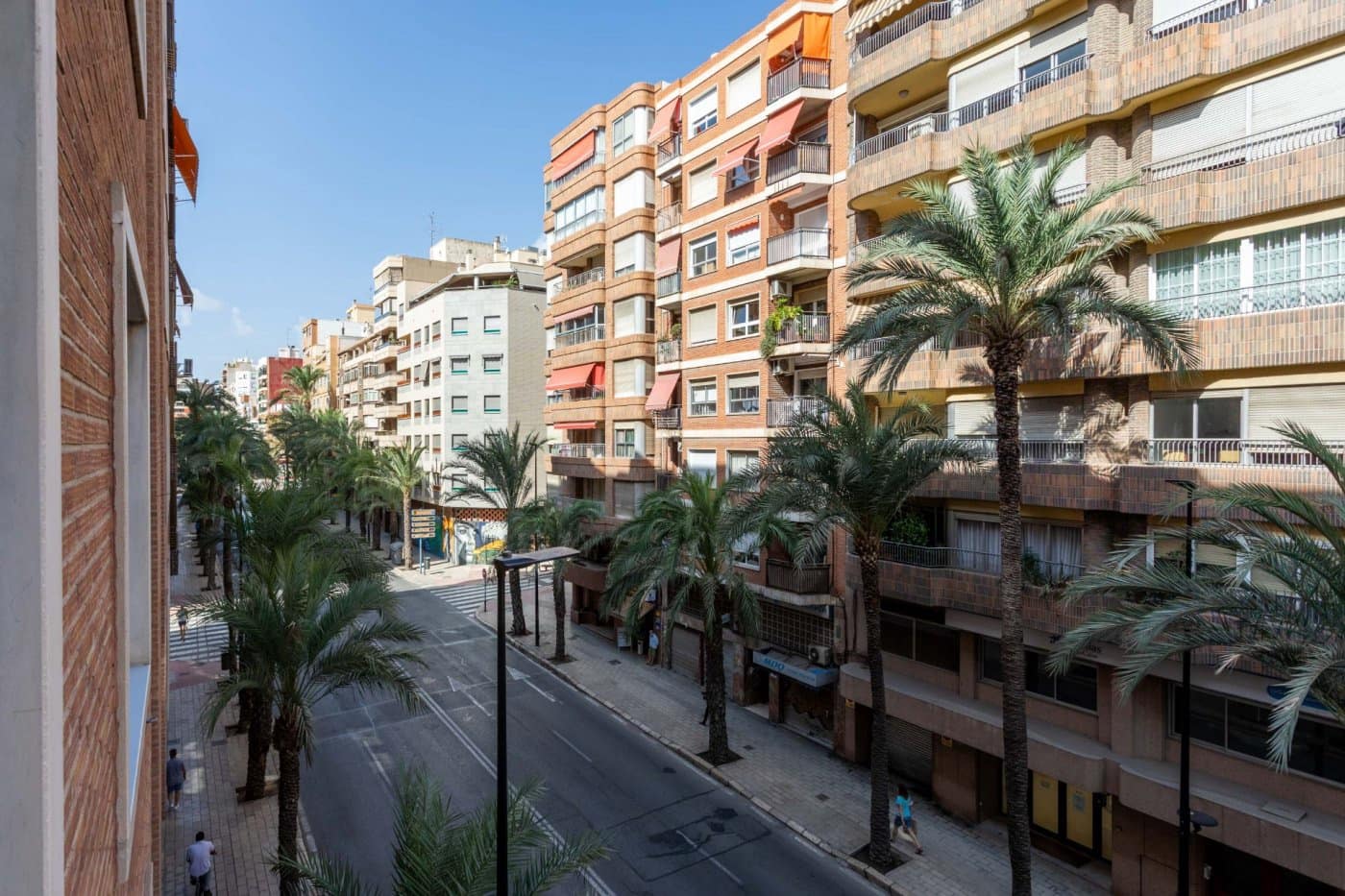 3 bedroom Flat for sale in Alicante / Alacant city with garage - € 370,000 (Ref: 9679820)