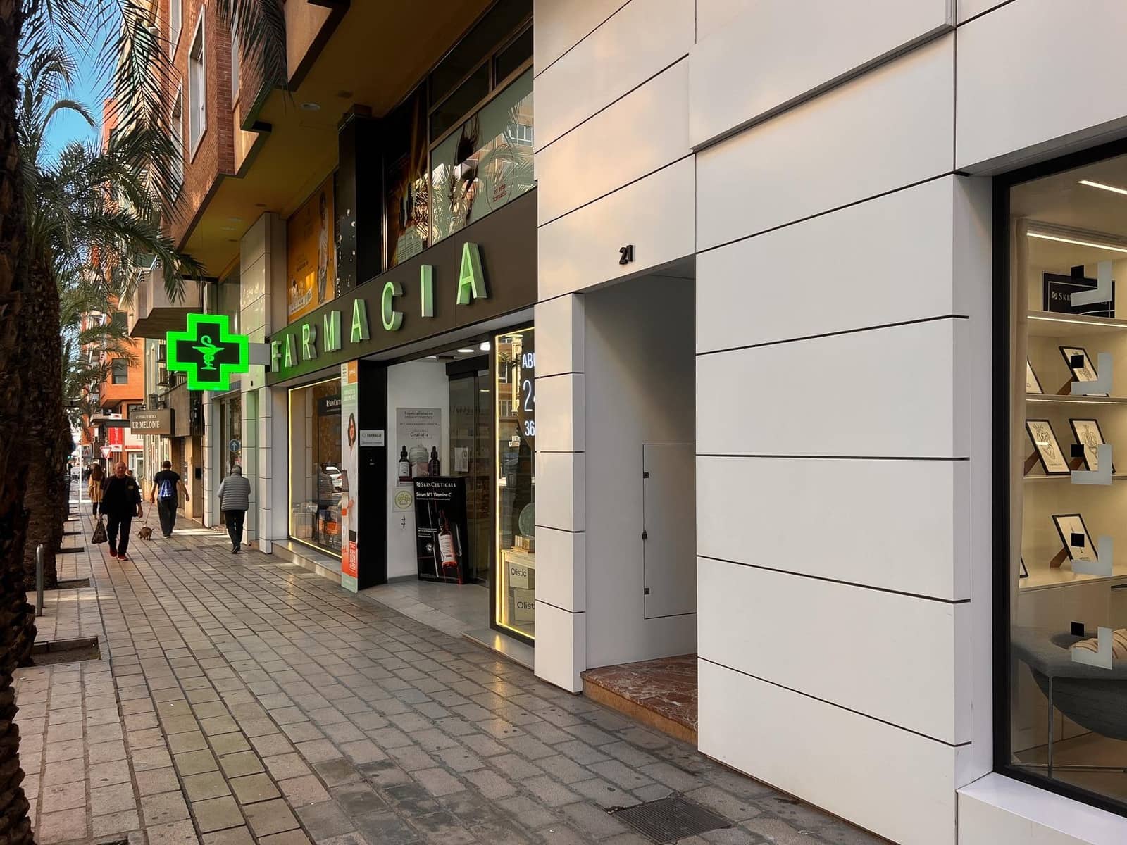 3 bedroom Flat for sale in Alicante / Alacant city with garage - € 370,000 (Ref: 9679820)