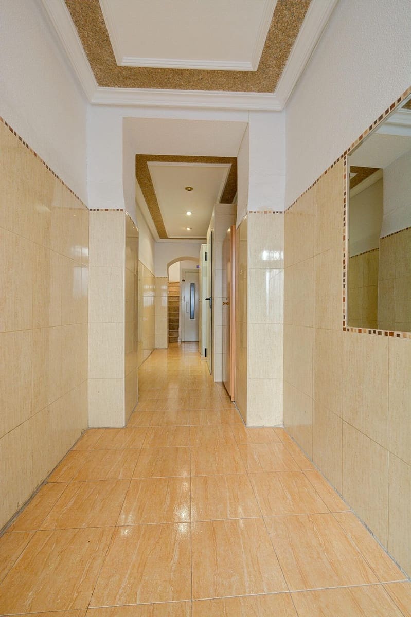 2 bedroom Flat for rent in Alicante / Alacant city - € 1,400 (Ref: 9839222)