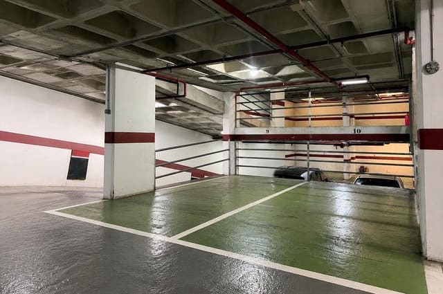 Garage zu verkaufen in Mercado, Alicante / Alacant Stadt - 34.900 € (Ref: 9873477)