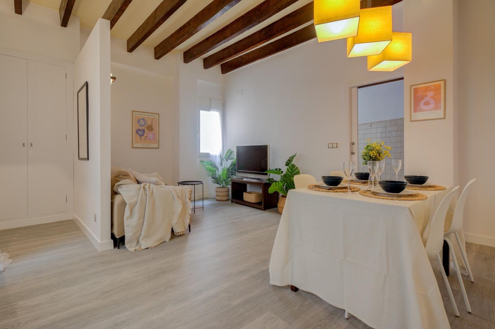 1 slaapkamer Flat te koop in Alicante stad - € 249.000 (Ref: 9878767)