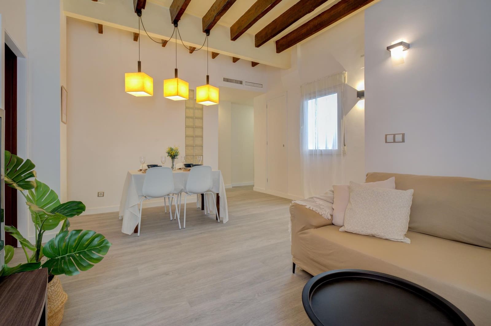 1 slaapkamer Flat te koop in Alicante stad - € 249.000 (Ref: 9878767)