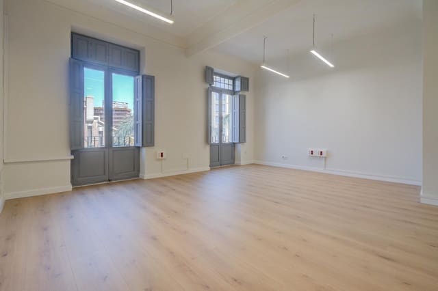 2 soveværelse Kontor til leje i Barrio del Centro, Alicante by - € 1.400 (Ref: 9884761)