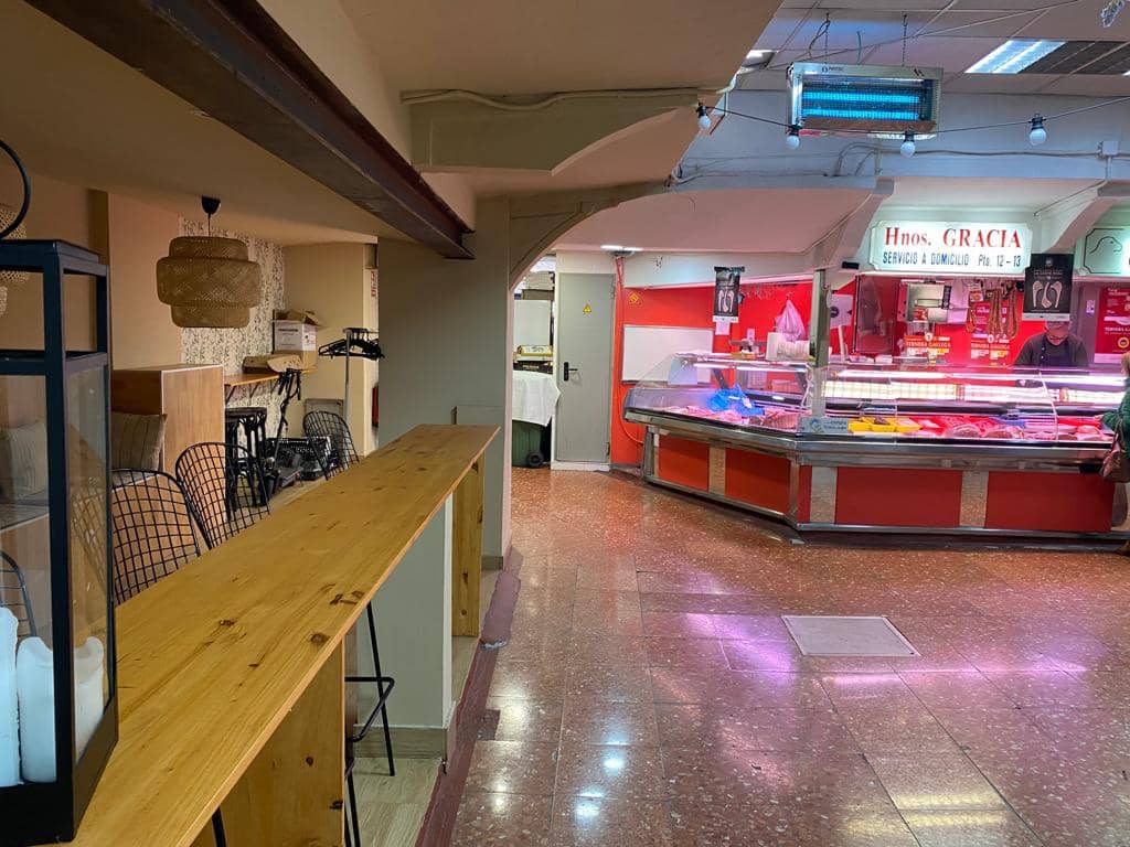 Comercial para arrendar em Saragoca cidade - 12 500 € (Ref: 9412799)