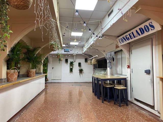 Commercieel te huur in Zaragoza stad - € 12.500 (Ref: 9412799)