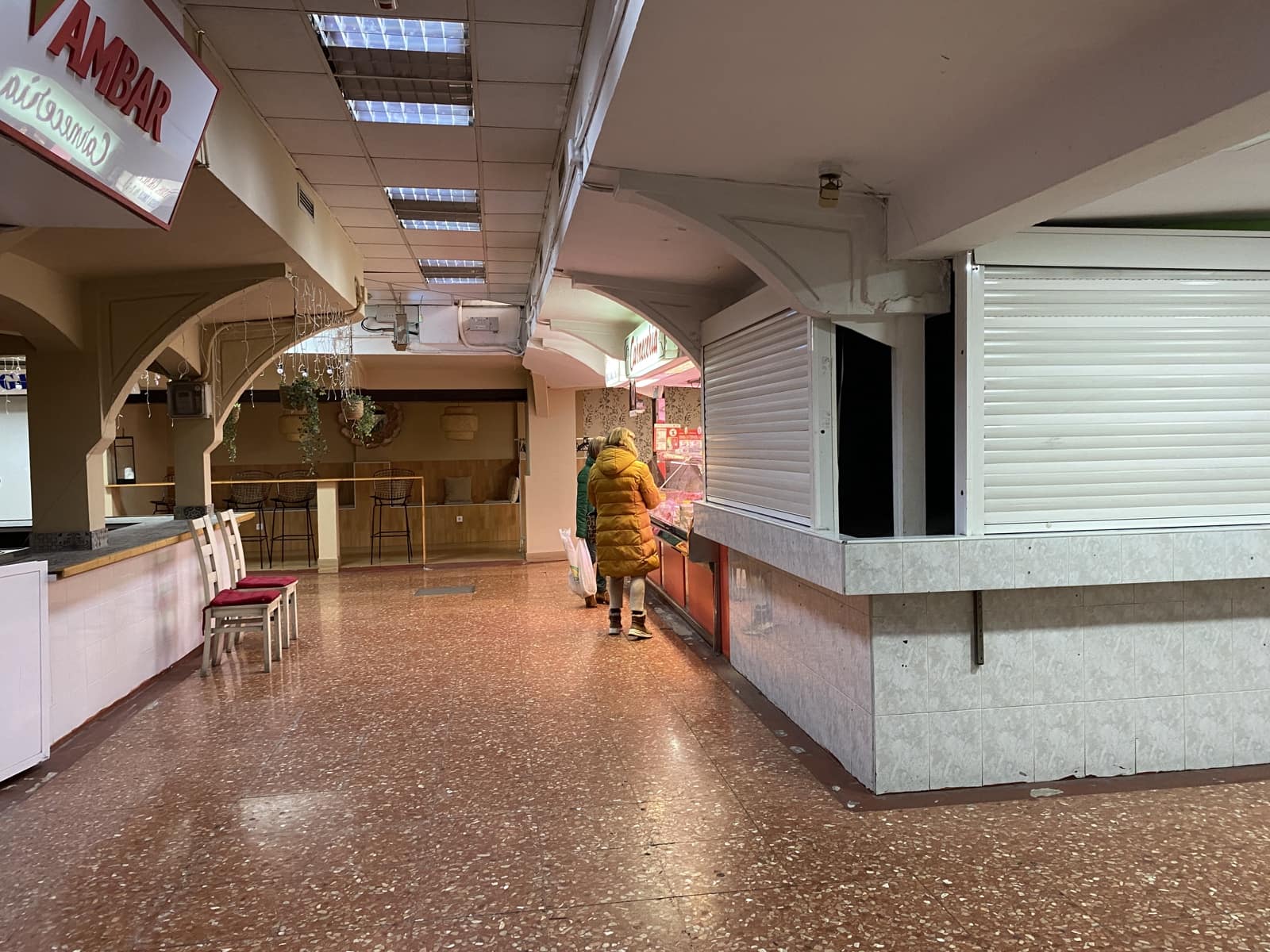 Commercieel te huur in Zaragoza stad met garage - € 6.500 (Ref: 9413262)