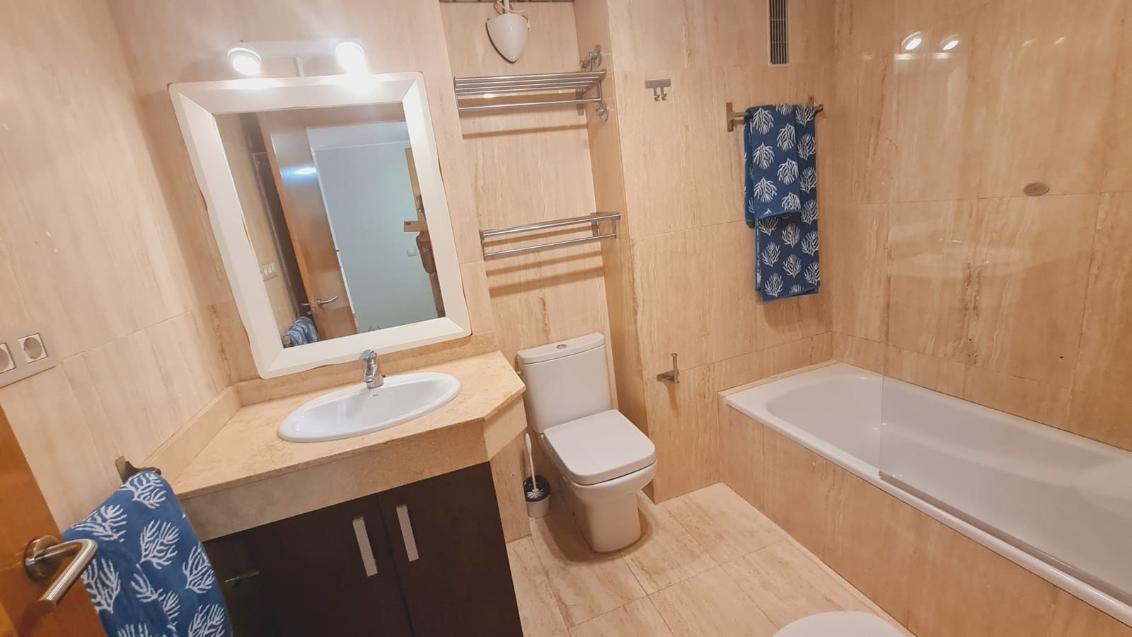 1 bedroom Apartment for rent in Ibiza / Eivissa town with garage - € 1,980 (Ref: 9481511)