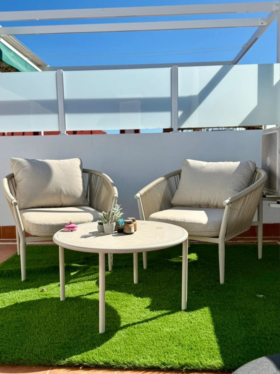 Apartamento de 2 habitaciones en Orihuela en venta con piscina garaje - 200.000 € (Ref: 10054803)