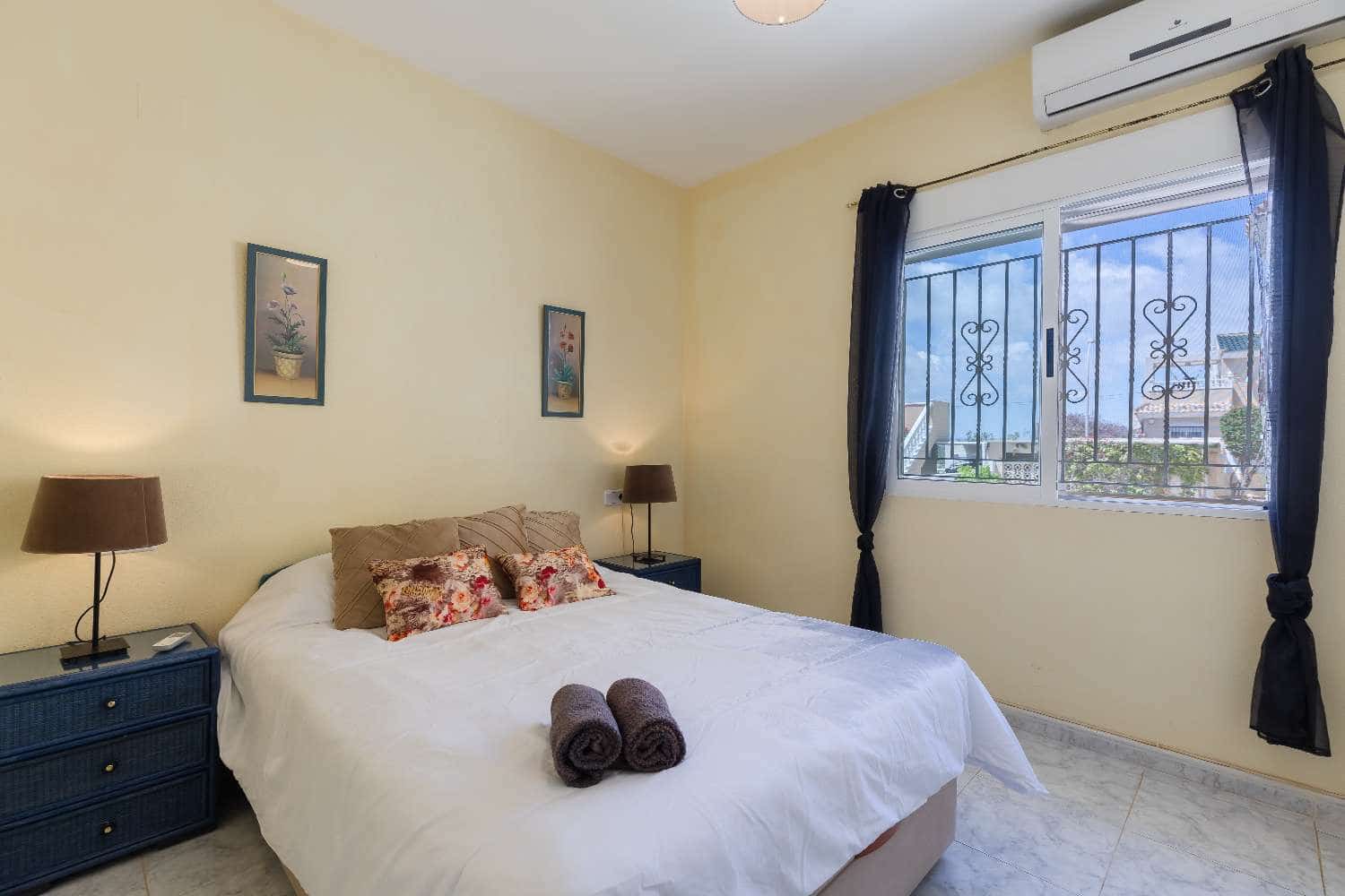 2 bedroom Terraced Villa for sale in Orihuela with pool garage - € 249,000 (Ref: 8968096)