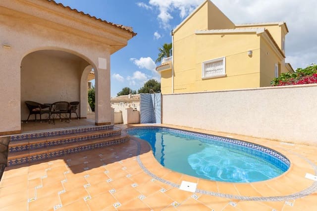 2 soveværelse Rækkehus til salg i San Miguel de Salinas med swimmingpool garage - € 249.000 (Ref: 8968096)