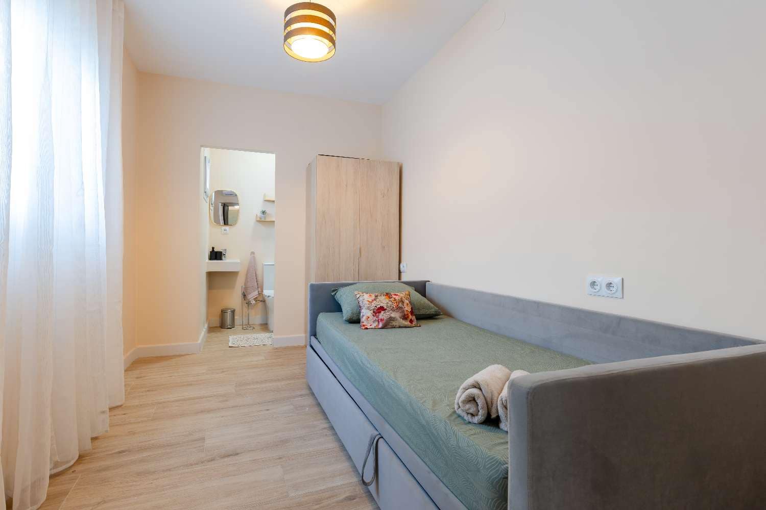 4 sovrum Radhus till salu i Torrevieja - 199 999 € (Ref: 8999273)