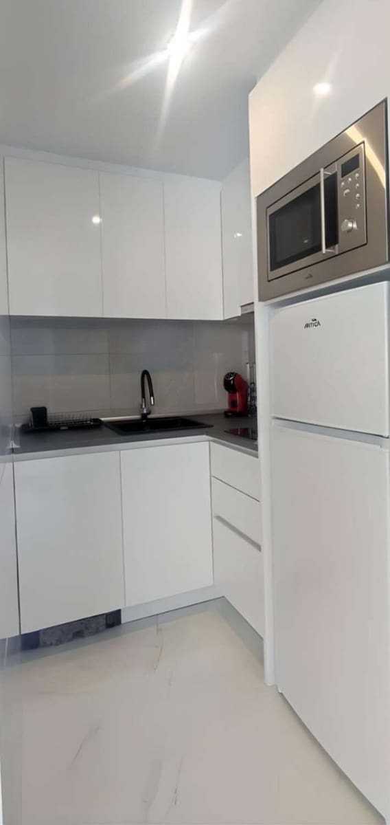 2 bedroom Apartment for sale in Torrevieja - € 189,000 (Ref: 9219855)