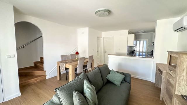 3 soverom Villa til salgs i Orihuela med svømmebasseng garasje - € 345 000 (Ref: 9219856)
