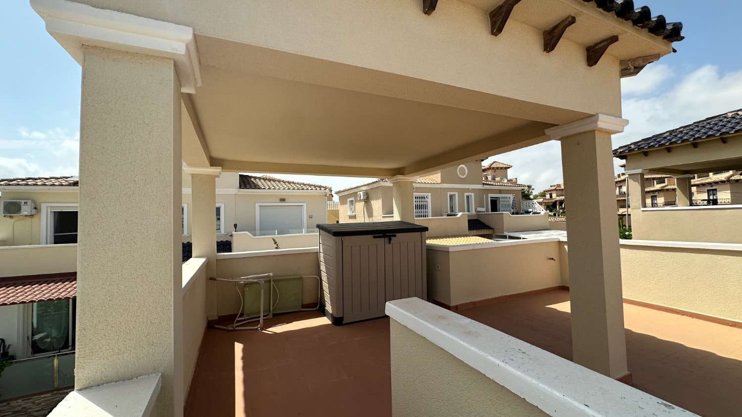3 soveværelse Villa til salg i Orihuela med swimmingpool garage - € 345.000 (Ref: 9219856)