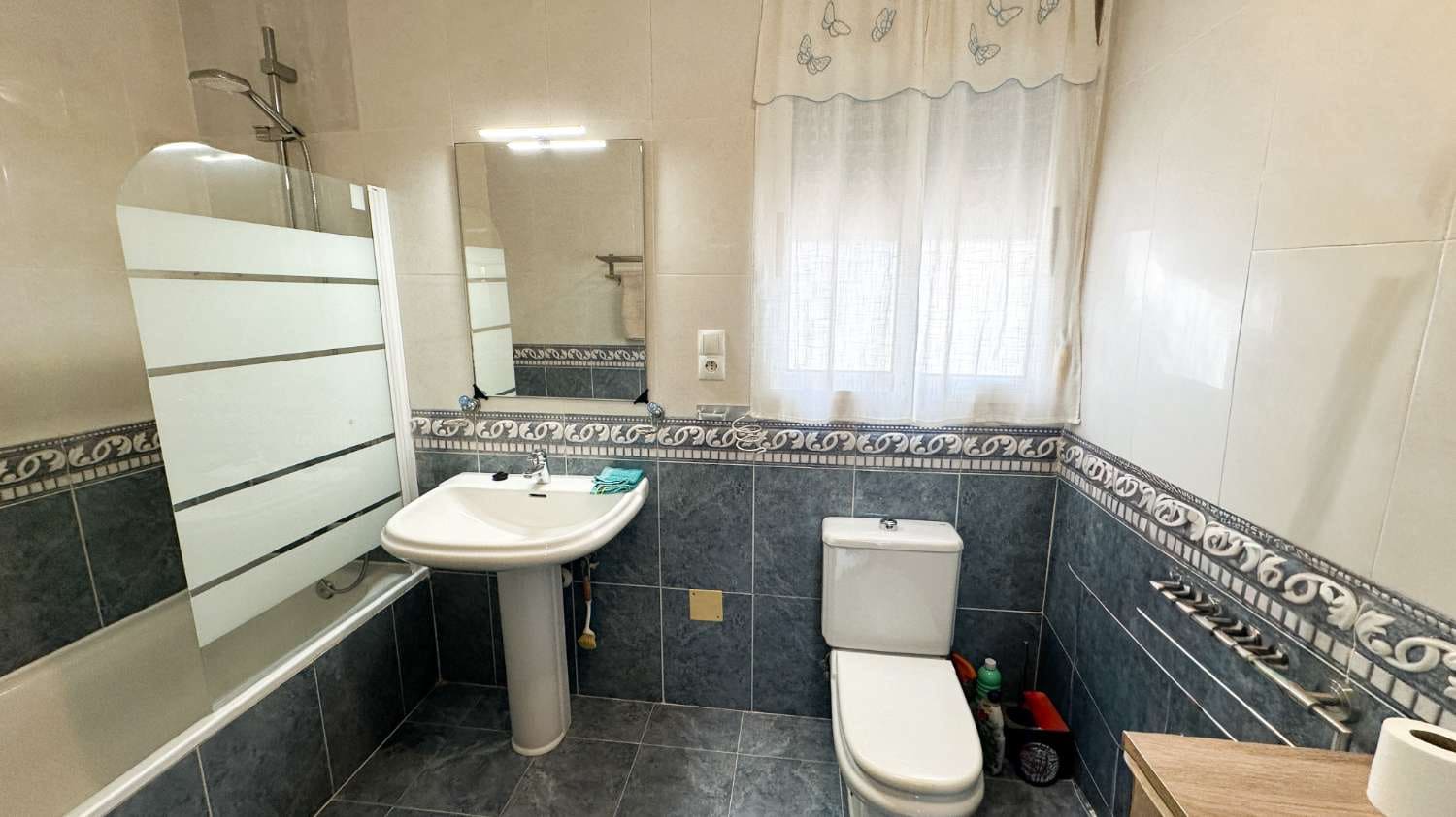 3 soveværelse Villa til salg i Orihuela med swimmingpool garage - € 345.000 (Ref: 9219856)