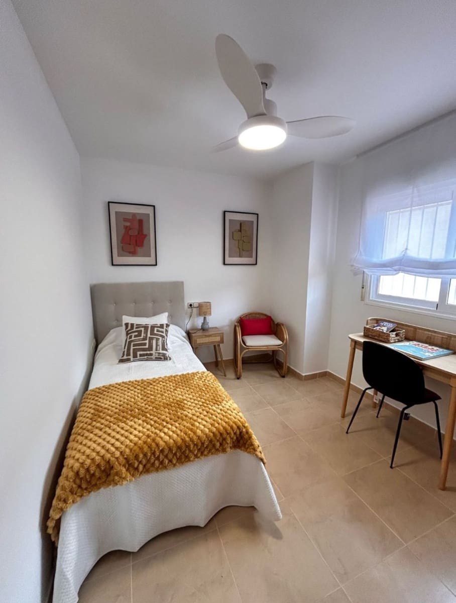 1 bedroom Beach Apartment for sale in Orihuela with pool - € 131,500 (Ref: 9288116)