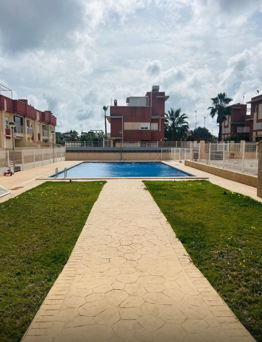 1 bedroom Beach Apartment for sale in Orihuela with pool - € 131,500 (Ref: 9288116)